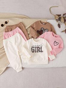 SHEIN Playful Pals 3 件婴幼儿彩色长袖印花卫衣套装，针织圆领上衣和裤子，时尚心形印花长袖连帽衫和裤子，适合秋季 - 彩色 - 查看 7