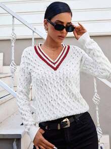 RueChic Áo len họa tiết cáp cổ chữ V thả vai cho nữ - Đỏ - Xem 3