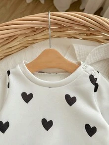 新生女婴可爱休闲针织心形图案长袖运动衫和裤子套装