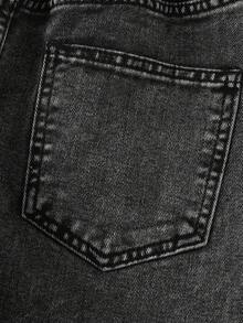 男童牛仔套装！连帽牛仔卫衣，简约而不失个性，内衬保暖，实用胸袋设计，方便叠穿。搭配同款牛仔裤，裤脚毛边细节，尽显个性。灰色梭织牛仔面料，百搭实用，无论是休闲外出还是上学穿着，都能让您的孩子脱颖而出！全新秋季系列 - 灰色 - 查看 8