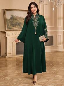 Al Najma Gaun Gaya Arab Bordir Elegan untuk Wanita Ukuran Besar - Dark Green - View 6