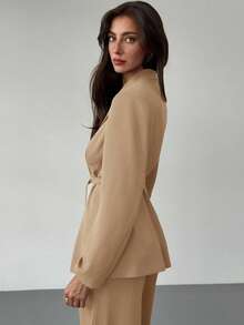 Aloruh Conjunto elegante de chaqueta de manga larga cruzada y pantalones de unicolor, ropa de otoño e invierno para mujer