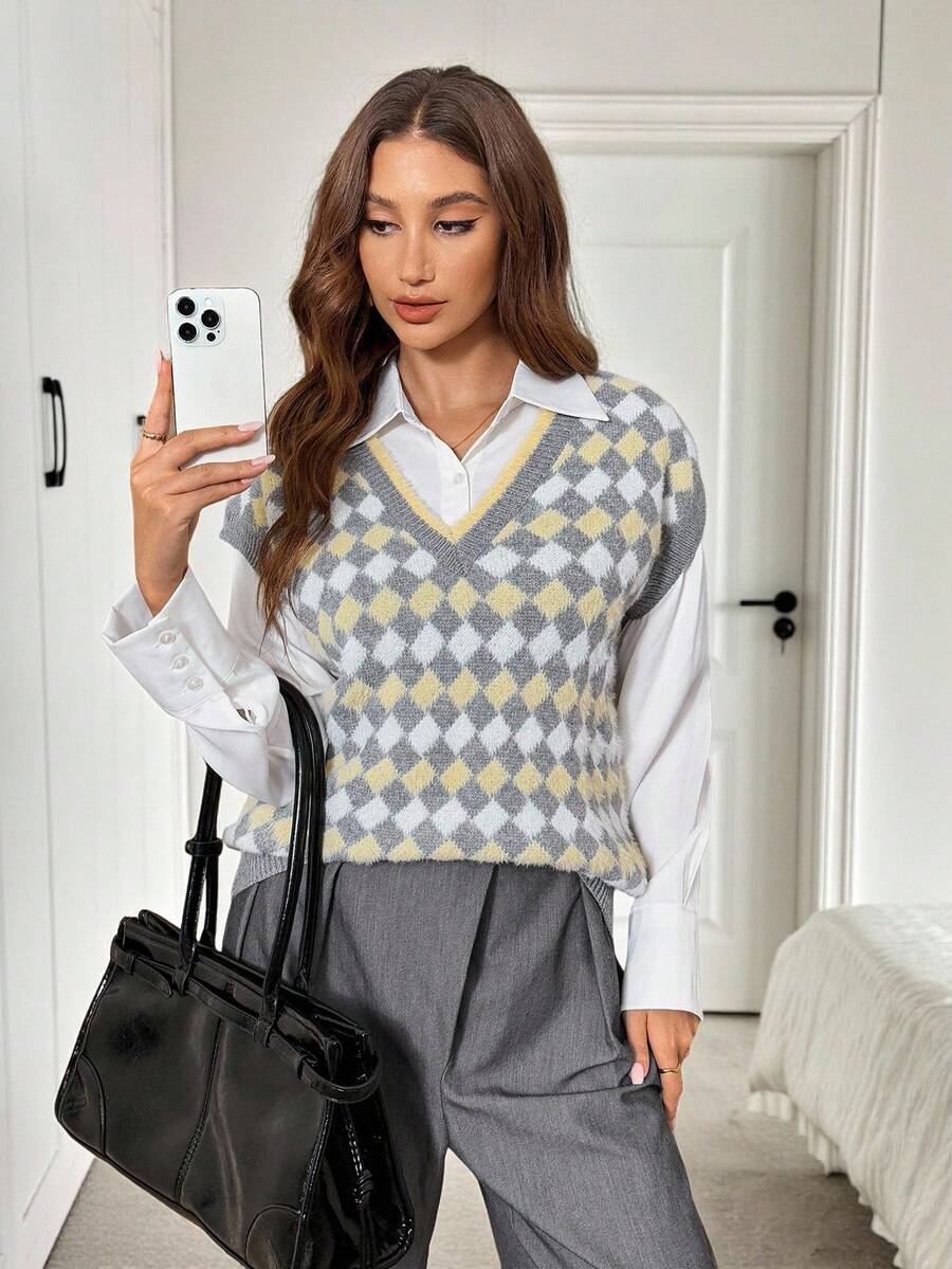 SHEIN LUNE Áo len chui đầu họa tiết kẻ caro cổ điển, màu sắc tương phản, thiết kế cá tính, thời trang thu đông mới cho nữ - Nhiều màu - Xem 1