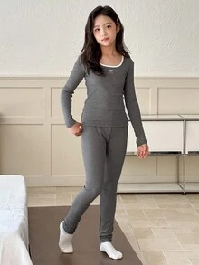 DAZY 青少年女孩蝴蝶印花长袖T恤和裤子睡衣套装 - 灰色 - 查看 2