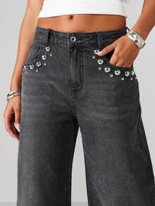 MISSGUIDED Quần jean ống rộng cạp cao đính đinh tán kim loại màu bạc, túi hộp, cắt thùng, quần denim thu đông - màu đen - Xem 4