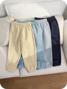 SHEIN 4pcs Young Boys' Casual Comfortable Versatile Cute Printed Thermal Lined Thick Sweatpants, School Clothes - Multicolor - View 2