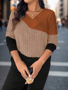 SHEIN Camiseta de talla grande con bloqueo de color para primavera y otoño, camisetas gráficas para mujeres - Multicolor - Ver 3