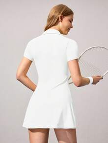 CourtClass 女式网球运动户外短袖 Polo 领浅黄色运动连衣裙，带口袋 - 白色 - 查看 2