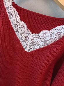 EMERY ROSE 全新优雅蕾丝边 V 领柔软百搭大码女式针织套头衫 - 酒紅色 - 查看 4