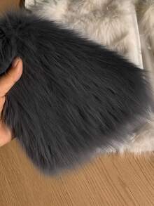 SHEIN Privé Plus Size Women Solid Color Loose Fit Faux Fur Collar-Less Long Sleeve Jacket, Winter