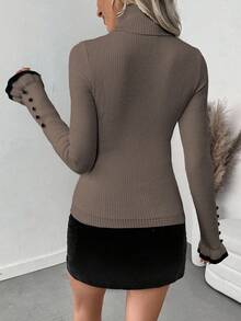 Chiquease Sweater Rajut Lengan Panjang Wanita Model Turtleneck dengan Kancing dan Rumbai, Dilengkapi Pita dan Lapisan Termal yang Pas di Badan - Coffee Brown - View 2