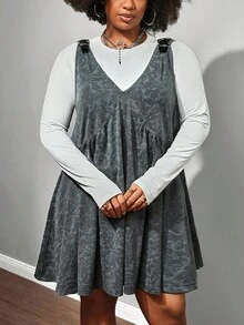 Enliva Melanieangelese Plus Size Women Babydoll A-Line Flared Mini Suspender Dress, Adjustable Straps, V-Neck Pinafore Dress, For Apple Rounded Body Shape - Grey - View 4