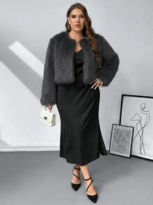 SHEIN Privé Plus Size Women Solid Color Loose Fit Faux Fur Collar-Less Long Sleeve Jacket, Winter