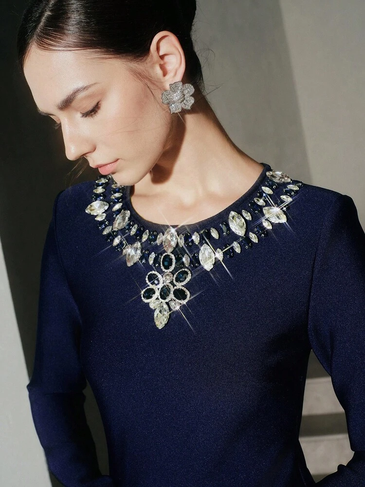 Vestido mini de manga larga, ajustado y con decoración de perlas, de color blanco crema, elegante para fiestas, eventos, otoño, invierno, Año Nuevo y bodas