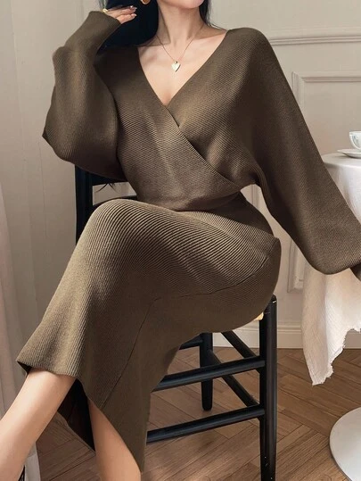 DAZY Solid Color Fitted Waist Bodycon Dress With Oblique Collar, Belt, Long Sleeve, Elegant For Banquet, Autumn/Winter Sweater Dress