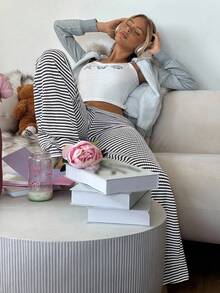 CovetEZ 女式翻边腰条纹休闲喇叭裤 - 黑與白 - 查看 3