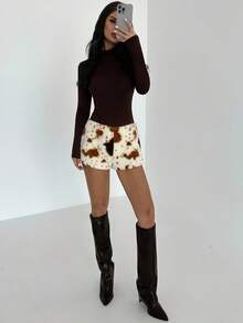 Firerie Women's New Elegant Casual Fashion Versatile Simple Urban Commute Office Wear Multi-Color Faux Fur Cropped Low Waist Fitted Shorts, Autumn Outfit, Teacher Outfit, Airport Outfit, Outgoing Wear, Back To School, Cozy Fall