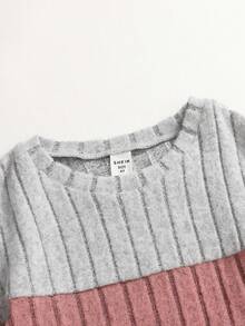 SHEIN 2件套少女拼色圆领休闲T恤和紧身裤套装