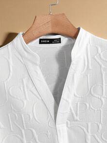 Manfinity NXTstreet 2 件套男士宽松字母压纹缺口领短袖上衣和裤子休闲装 - 彩色 - 查看 8