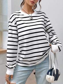 SHEIN EZwear Spring White Striped Print Drop Shoulder Sweatshirt Hoodie Graduation,Back To School Outfits,Graduation,Teacher Outfits For Women,Back To School In Fall/Winter - Black and White - View 6