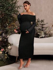 MaterniChic Vestido elegante de manga larga ajustado con hombros descubiertos y fruncido de unicolor para maternidad - Negro - Ver 5