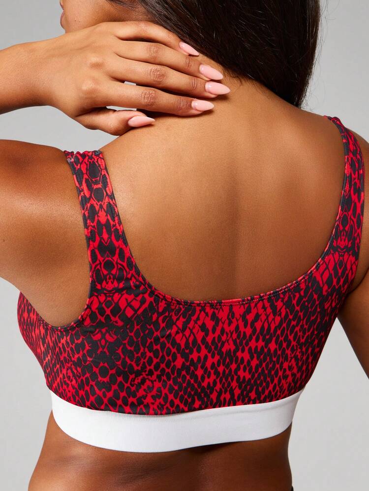 MISSGUIDED Snake Print Seamless Bralette Sleek Elastic Band Comfort Support Bra Wide Strap Tank Style Yoga Casual Lounge Wear Smooth Fit