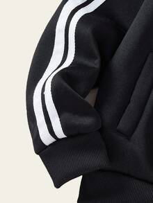 SHEIN Explorewe 1 件男童休闲条纹图案印花立领夹克，百搭运动风格 - 黑色 - 查看 4