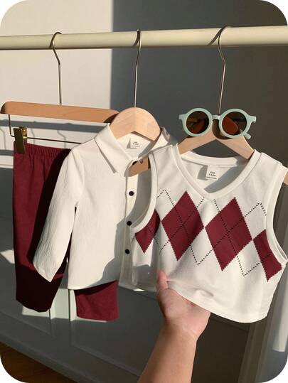 SHEIN 3pcs Baby Boy Casual Argyle Vest, White Shirt, Blue Casual Pants Outfit, Suitable For Birthday Party, Evening Party, Performance, Wedding, Baby Shower, Christening, 1st Birthday Celebration Retro Baby Boy Outfit Fall Winter