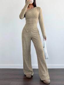 SHEIN Unity 女士不对称肩部毛绒T恤+阔腿低腰裤两件套，冬季休闲家居服 - 杏色 - 查看 3