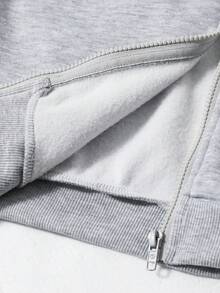SHEIN 2 件套儿童/青少年男童圣诞绿色休闲运动条纹侧缝针织领开衫和纯色针织慢跑裤套装 - 淺灰色 - 查看 7