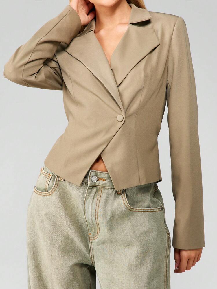 MISSGUIDED Blazer aderente con bottone singolo e dettaglio di nodo posteriore per Natale