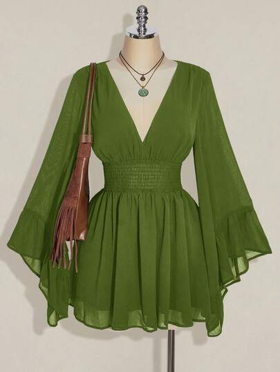 SHEIN ICON Plusstorlek V-ringad A-linjeklänning med rynkad midja och utsvängda ärmar, Boho, Hippie, Y2K-stil, Lämplig för sommar, nomadisk vibe, sommarsemester, musikfestivaler, examen och skolstart