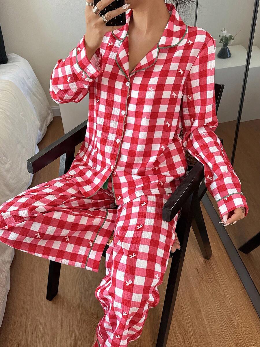 SHEIN Bộ đồ ngủ dài tay in nơ kẻ caro và quần dài cho nữ, trang phục thu đông, Giáng sinh - Đỏ - Xem 1