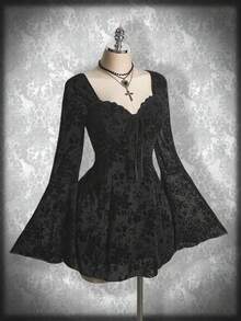 SHEIN ICON 加大码黑色植绒网眼喇叭袖心形领腰收腰连衣裙，Y2K，朋克，万圣节，适合秋季，秋季连衣裙，派对连衣裙 - 黑色 - 查看 3