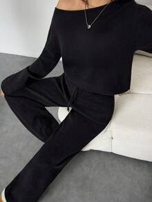 Flirla Set de 2 piezas de top holgado y pantalones de pierna ancha asimétricos de hombro sexy de estilo casual para otoño/invierno - Negro - Ver 4