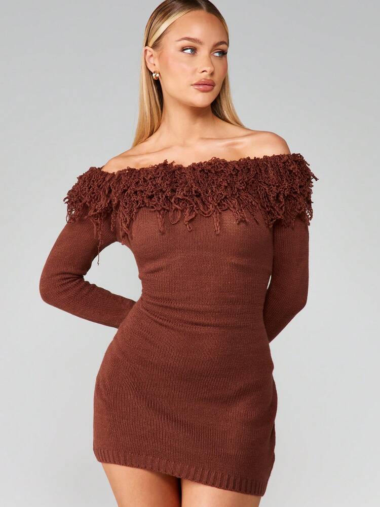 MISSGUIDED Off Shoulder Knitted Mini Dress With Fringe Trim