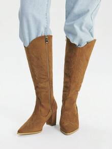 Styleloop Botas altas de tacón grueso con punta puntiaguda y flecos de gamuza para mujer, botas vaqueras de ajuste ceñido para Halloween, Navidad, atuendos de fiesta, otoño