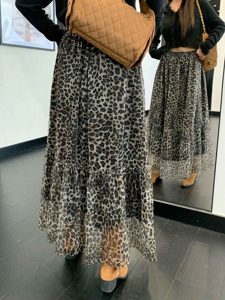 Dazy Plus Saia Evasê de Cintura Elástica com Estampa de Leopardo em Camadas de Tule Plus Size, Estilo de Rua