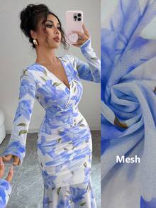 Elenzga 秋季新品返校季优雅花卉印花网眼性感V领褶饰腰部鱼尾下摆长袖紧身连衣裙 - 藍色 - 查看 1