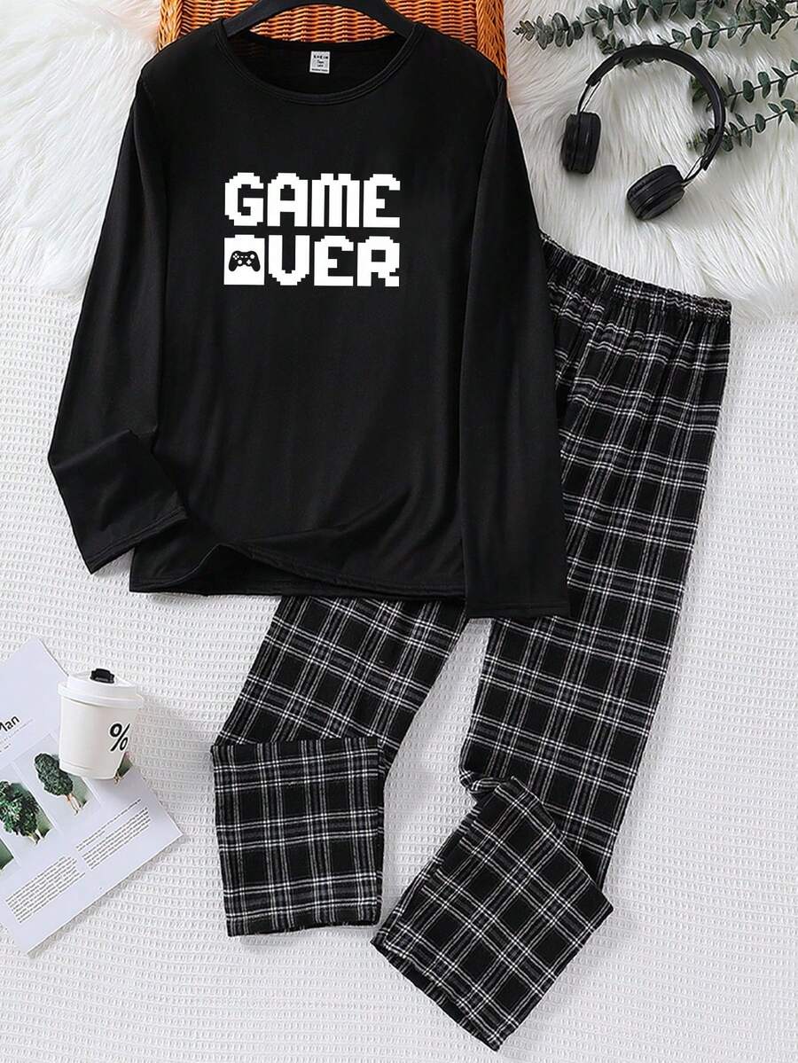 青少年男孩圆领黑色长袖上衣，带有“GAME OVER”图形印花，搭配宽松黑白格子长裤，舒适针织面料休闲睡衣套装 - 彩色 - 查看 1
