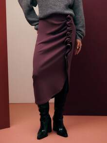 Nöista Mauve Pencil Skirt With Side Ruffle Detail, Perfect For Fall For Women. Sleek As A EventSkirt, Chic For Office Wear, And Elegant Enough To Style As A Wedding Guest Look Or Festive Summer. - Purple - View 5