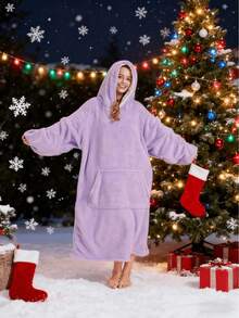 男女皆宜的可穿戴毛毯连帽衫、超大号连帽毛毯运动衫、舒适温暖的带袖大口袋羊毛毯（成人适用）、舒适的连帽毛毯（室内外均可赠送）、厚法兰绒带袖电视毛毯、可穿戴宽松毛毯、法兰绒睡衣、电视毛毯、盖毯、电视毛毯、户外防寒连帽家居服毛毯（情侣/家居服） - 彩色 - 查看 10