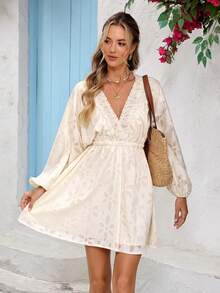 Vivid Eden Vestido de vacaciones con cuello en V, cintura ceñida y mangas farol para mujer, otoño - Albaricoque - Ver 1