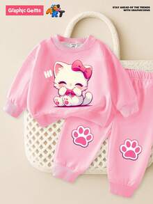 GraphicGems 1 套女婴休闲可爱卡通猫咪蝴蝶结印花圆领运动衫和猫爪印花运动裤套装，秋冬 - 彩色 - 查看 1