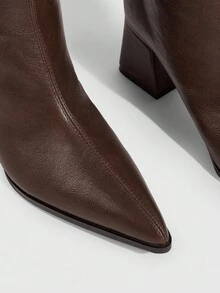 Daringsoles Giày bốt cổ ngắn mũi nhọn gót dày thời trang mới cho nữ, màu đen đơn giản, đính đá lấp lánh - màu nâu - Xem 6