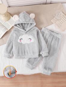 SHEIN Playful Pals 女婴浅灰色珊瑚绒连帽外套，饰有云朵和毛绒刺绣贴花，罗纹袖口，搭配珊瑚绒裤子，两件套，适合秋冬季休闲穿着、外出、度假和聚会。 - 淺灰色 - 查看 3