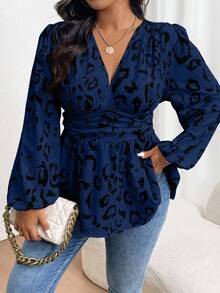 Auvina Áo sơ mi peplum tay dài cổ chữ V in họa tiết toàn thân cỡ lớn - Nhiều màu - Xem 3