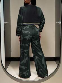 Slaydiva 2025 Winter New Style Christmas New Year Birthday Party Banquet Preppy Style Student Wear Everyday Street Basic Versatile Casual Cruise Travel Influencer Hot Style Street Style Elegant Commuter Business Casual Club Punk Racing Girlish Cool Motorcycle Style Letter Slogan Pattern Round Neck Long Sleeve Cropped Loose Top + Camouflage Letter Print Loose Straight Pants Autumn And Winter Set Christmas Set New Year Set Women's Two-Piece Set