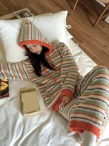 DAZY 2 件套女士彩色条纹连帽宽松针织长袖上衣和裤子睡衣套装，冬季，秋季衣服