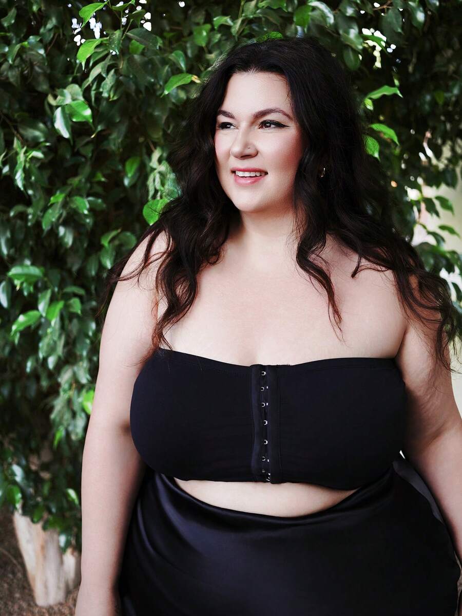 Truni Sometimesglam Fall Top For Women, Winter Front Zip Plus Size Minimizer Padded Bra Top, For Pear Triangle Body Shape